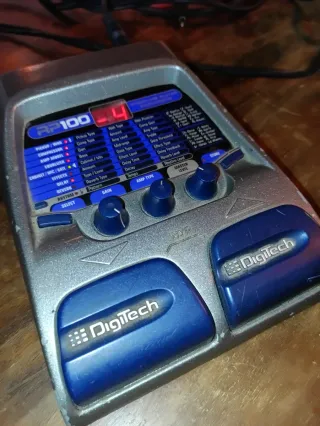 Digitech RP100 Pedaliera Effetti Chitarra basso