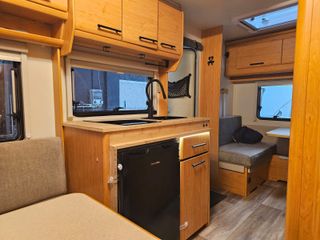 Caravana Knaus Sudwing 400