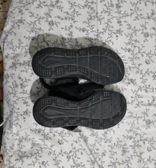 Sandalias Skechers Negras sport