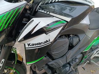 Kawasaki Z800e
