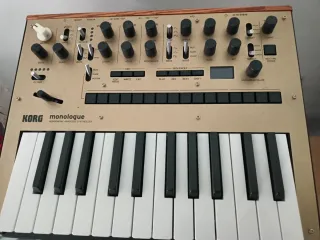 Korg Monologue Sintetizador