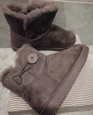 Stivali donna Tg. 38 con pelo interno