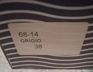 Stivali donna Tg. 38 con pelo interno