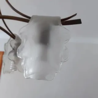 Lámpara de forja, con 5 luces. Diametro de 70 cm.