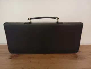 Maletín de golf con accesorios