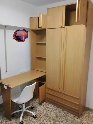 Armario infantil con escritorio