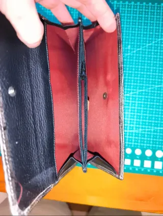 Cartera de piel de Ubrique, serie limitada.