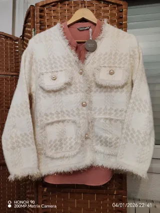 Chaqueta Beige y Dorada Mujer