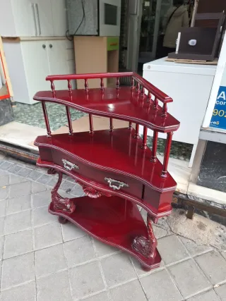 Rinconera de madera con cajón