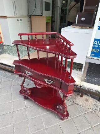 Rinconera de madera con cajón