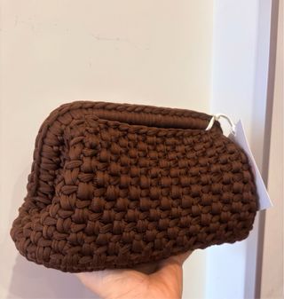 Clutch marrone uncinetto