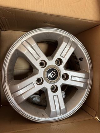 Llantas Kia 16 5x139 (Juego de 4)