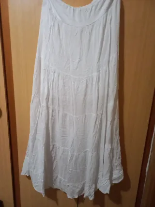 Falda larga ibicenca blanca