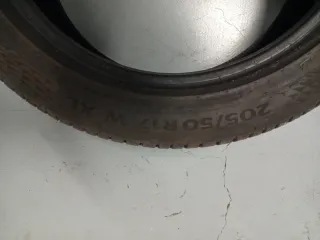 Neumático Continental 205/50 R17 93W