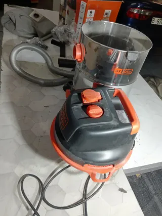 Aspirador Black+Decker BXVC30XTDE
