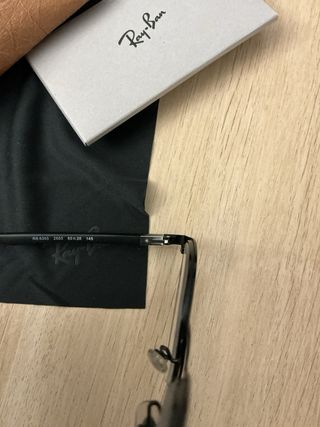 Occhiali da vista Ray-Ban neri e marroni