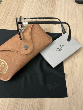 Occhiali da vista Ray-Ban neri e marroni