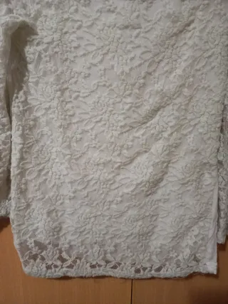 Camiseta encaje manga larga