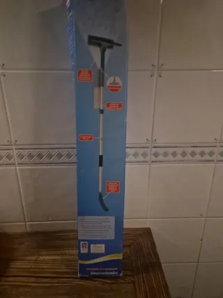 Limpia cristales a estrenar.