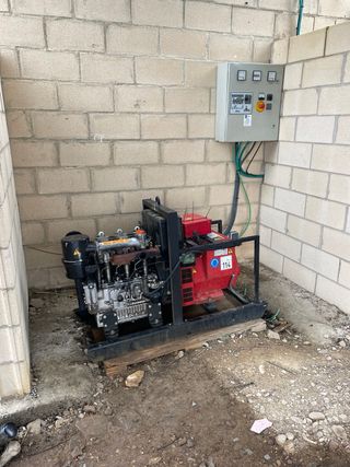 Grupo electrógeno diésel 36 kW