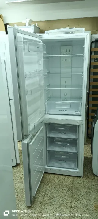 NEVERA COMBI DAEWOO NO FROST ENERGÍA A+