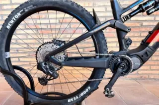 Bicicleta Eléctrica Rotwild