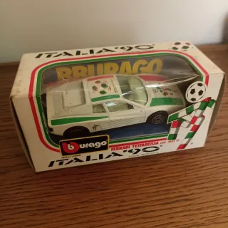 Bburago Ferrari Testarossa Italia '90 1:43