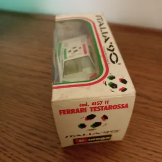 Bburago Ferrari Testarossa Italia '90 1:43