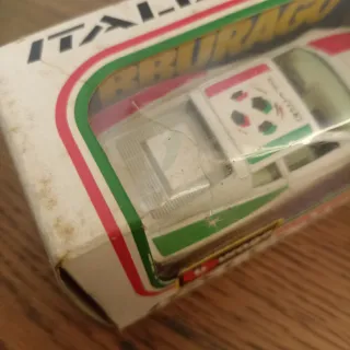 Bburago Ferrari Testarossa Italia '90 1:43