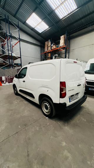 Peugeot Partner 2021