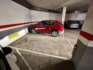 Garaje en venta en La Florida en Hospitalet de Llobregat, L´