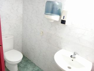 Local comercial en venta en Sanfeliu en Hospitalet de Llobregat, L´