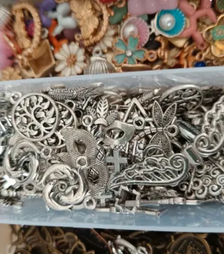 Lote de charms para manualidades