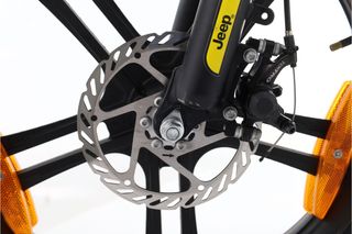 Jeep Tucano Monster (urbana) t.M Reacondicionada