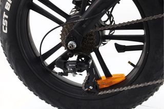 Jeep Tucano Monster (urbana) t.M Reacondicionada