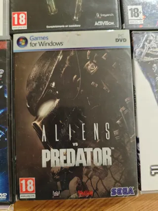 Consegna di giochi PC: Call of Duty, Aliens, Naraba