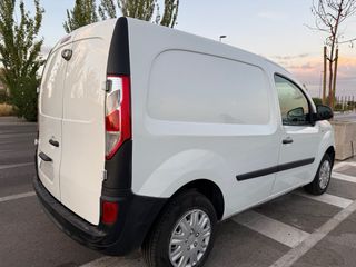 Alquiler de furgoneta por días, semanas o meses