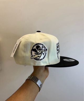 Gorra New Era 9FIFTY Snapback - Edición SadBoy