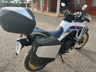 Honda Transalp 750 Trail