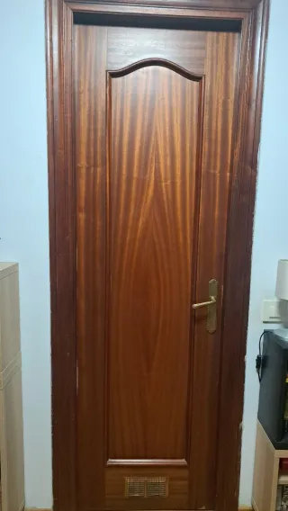 Puertas de interior de madera de sapeli