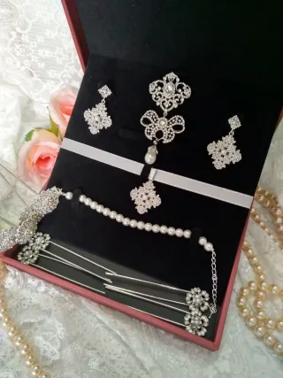 Aderezo de fallera plata niña a estrenar