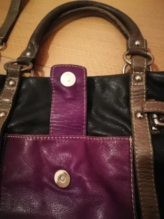 Borsa tracolla pelle nera e viola