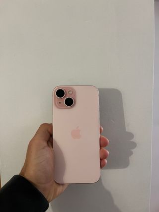 iPhone 15 Piezas Rosa