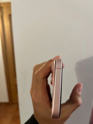 iPhone 15 Piezas Rosa
