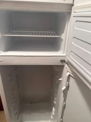 Nevera Beko Blanca 160cm  precio negociable