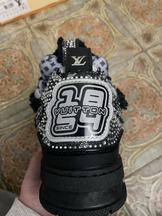 Louis Vuitton Skate Swarovski