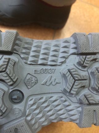 Botas de nieve Quechua usadas un par de veces.