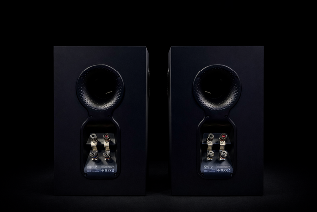 Bowers & Wilkins 606 S2 Anniversary Edition Nero