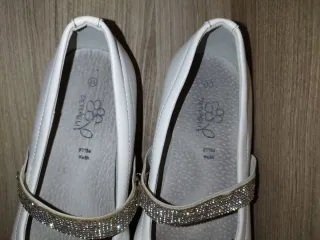 Paperine, ballerine bianche, Dettagli, numero 34.