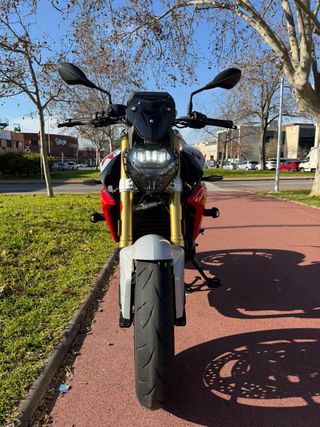 BMW F900R 2020 Muy equipada